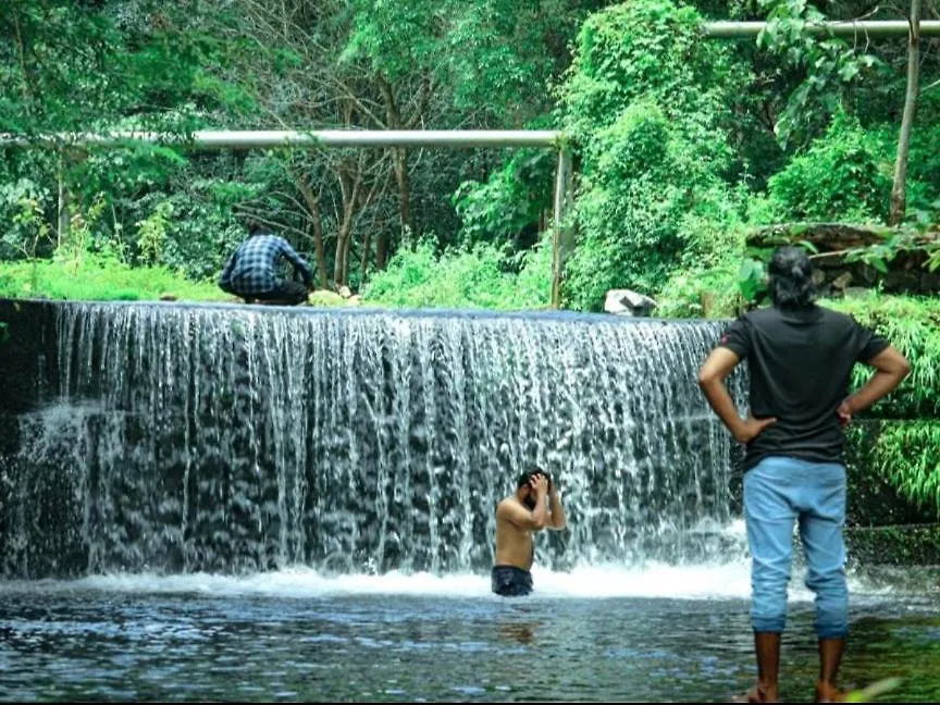 Villa Nest Resorts Athirappilly